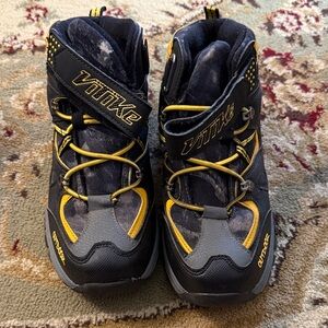 Kids Adventure Boots - Black and Yellow sz 38 or 5.5 y